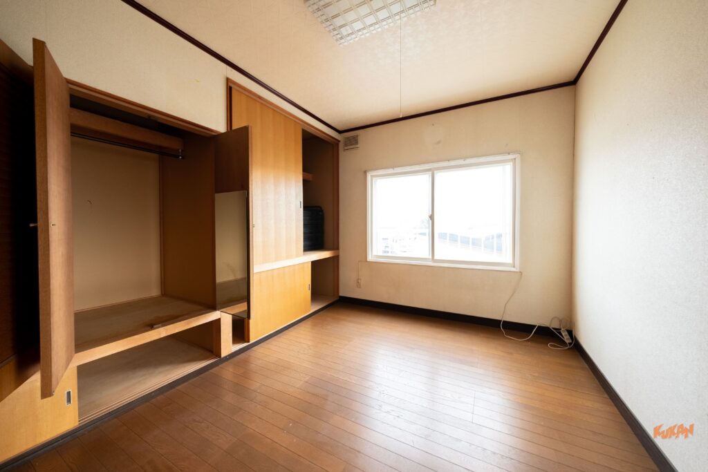 Western-style Bedrooms in Multi-Guest 7LDK Property for comfortable tourist accommodation