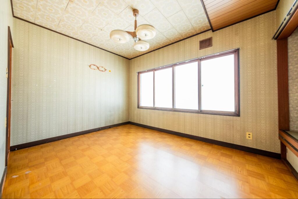 Urban Infrastructure Advantage and "Hands-off" Project Management