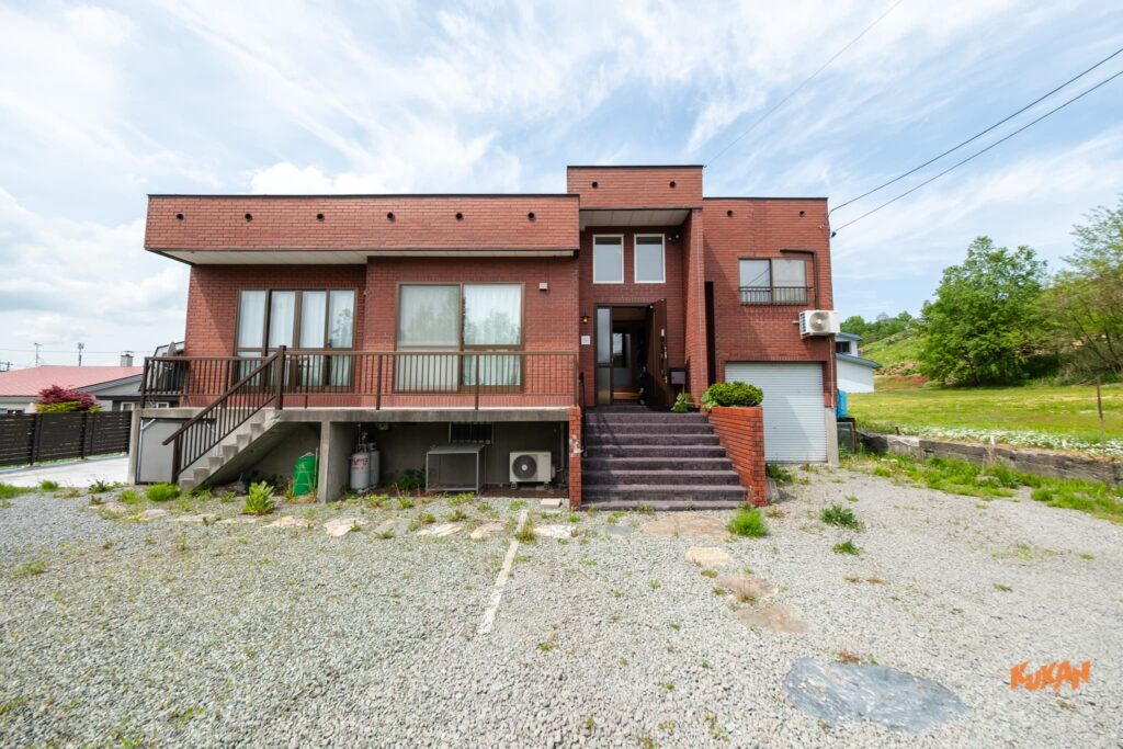 [Asahikawa Nishikagura] 17.57% Gross Yield & 10 Mins to Airport! Turnkey 4LDK Vacation Rental